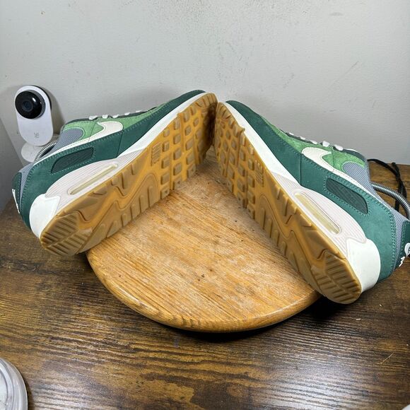 Nike Air Max 90 Premium Green Pale Ivory Men's Size 11 Shoe DH4621-300 - Picture 7 of 8